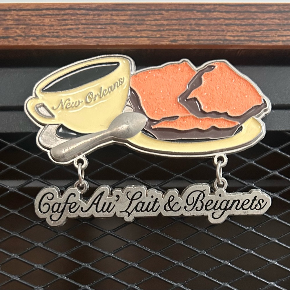 New Orleans Café Au Lait & Beignets Souvenir Magnet